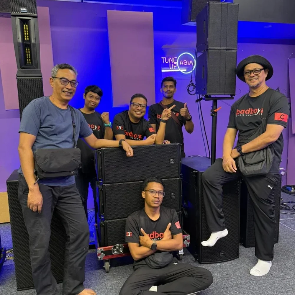 EEAF91DA-C608-4FDF-BEA1-C65853409048_1_105_c